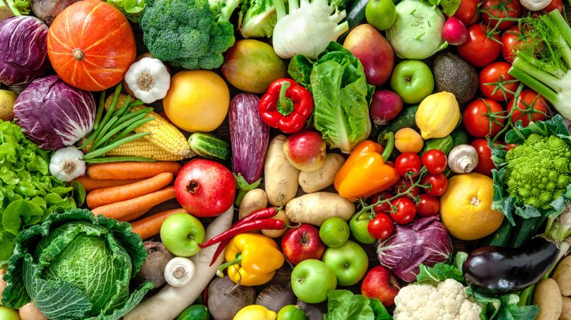 Grocery Gardens: Putting Groceries back in our Yards